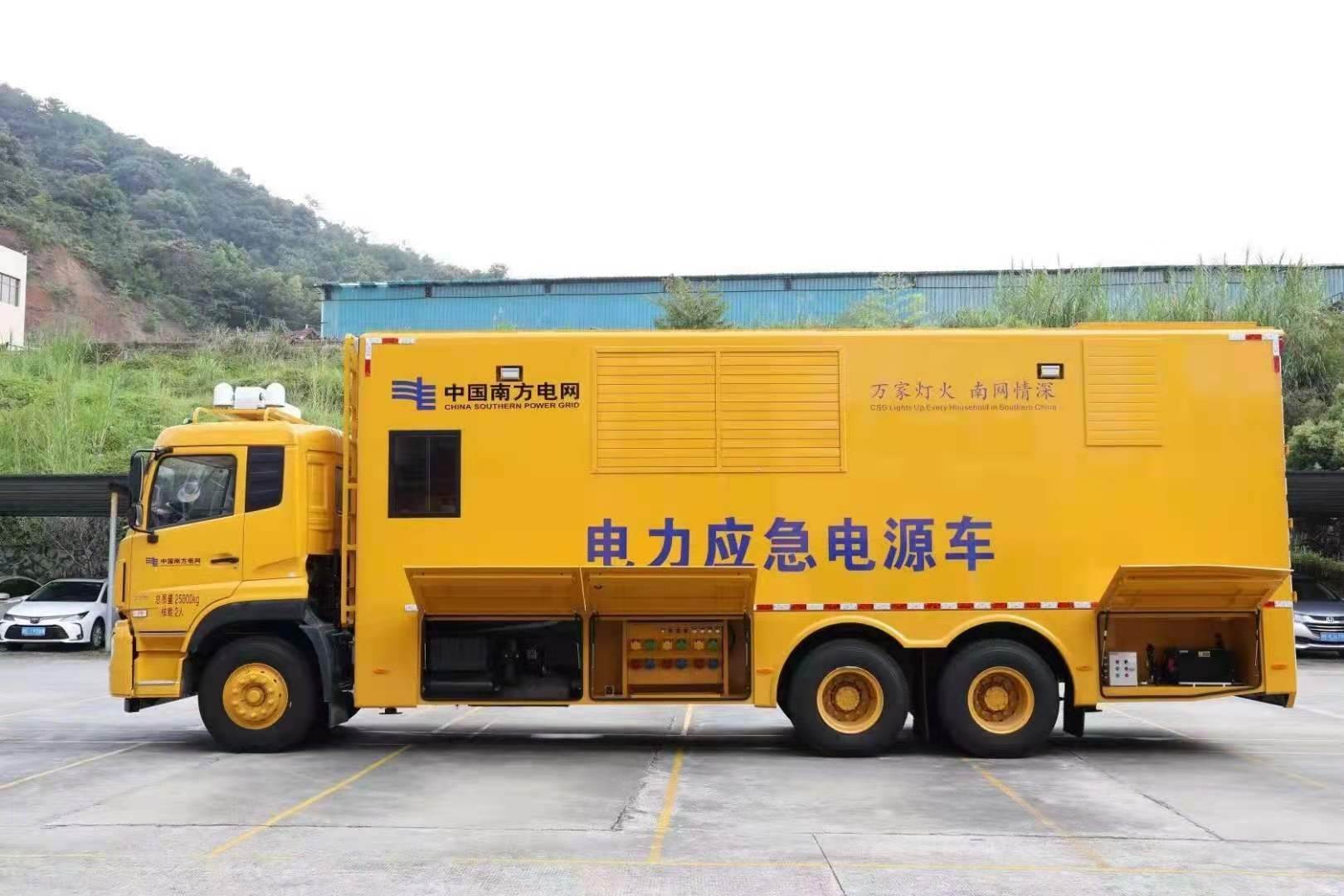 镇沅安康大型柴油发电机发电车UPS电源出租租赁